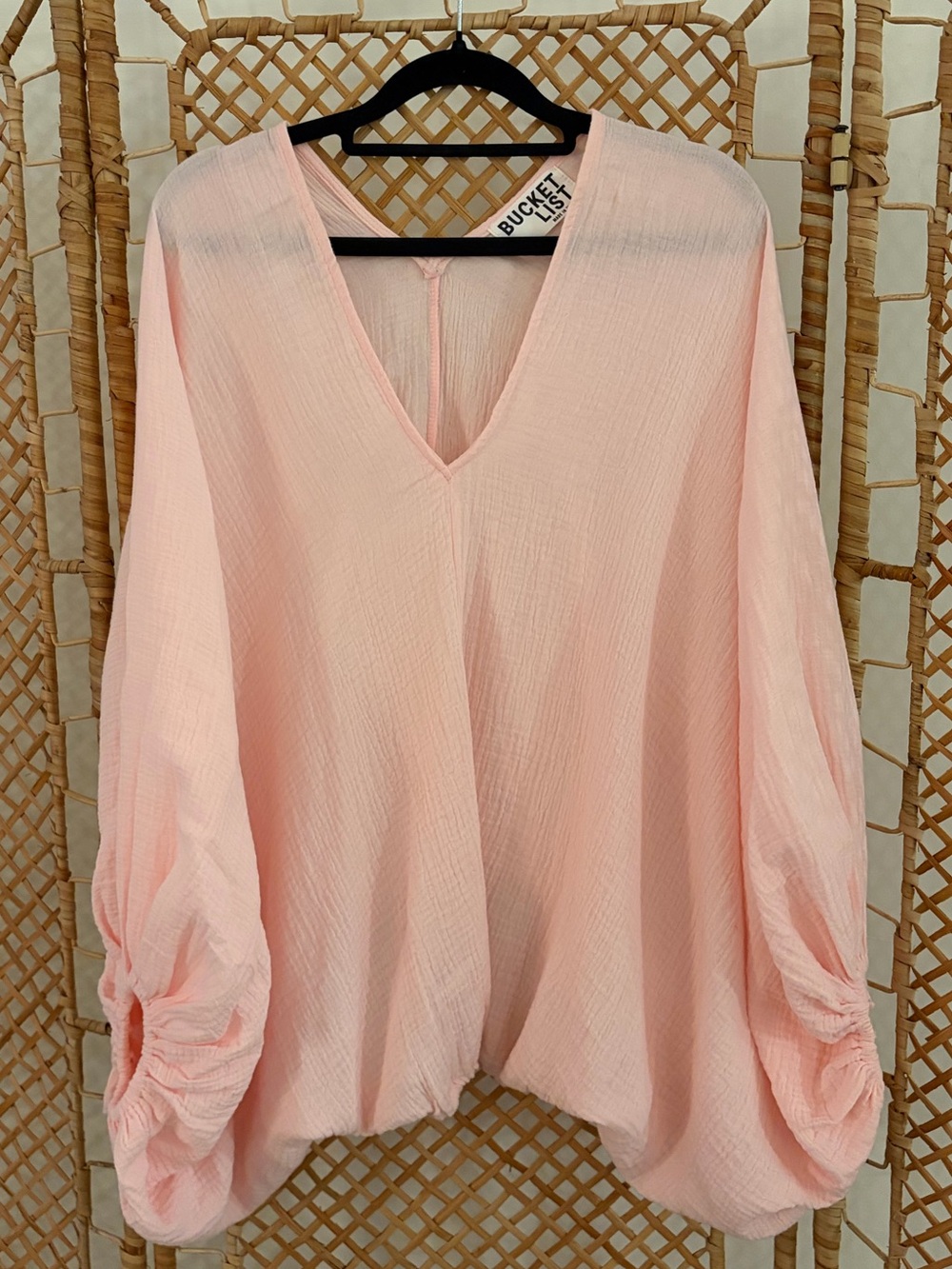 BUCKETLIST Women’s Pink V-Neck Balloon Sleeve Tunic